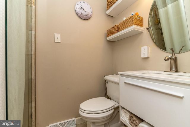 251 FIR TREE CT, Marlton, NJ 08053