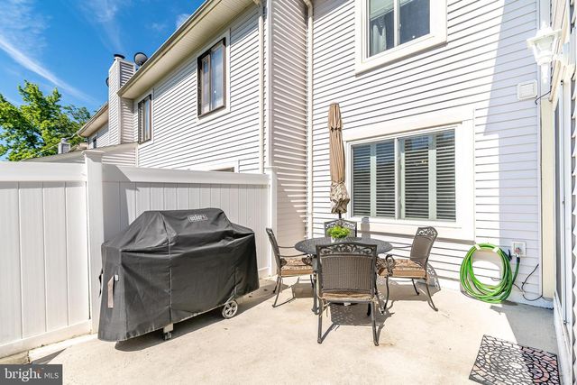 251 FIR TREE CT, Marlton, NJ 08053