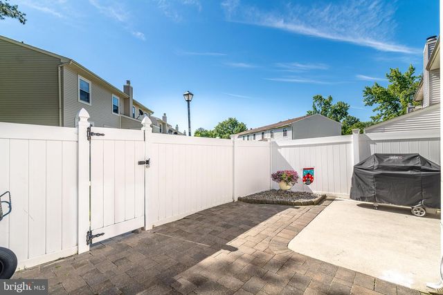 251 FIR TREE CT, Marlton, NJ 08053