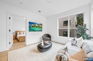 649 38th Street 304, Union City, NJ 07087