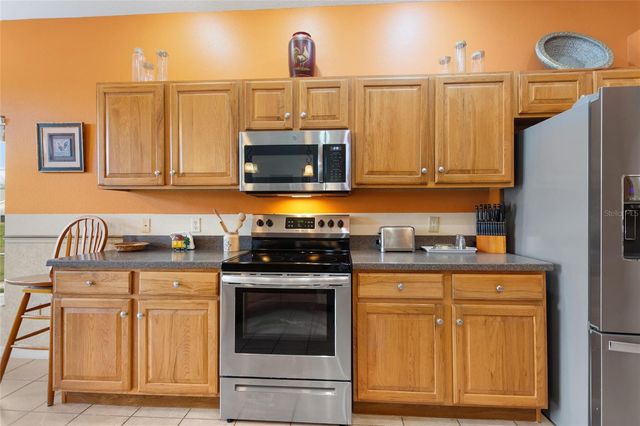 318 HIGH VISTA DR, Davenport, FL 33837