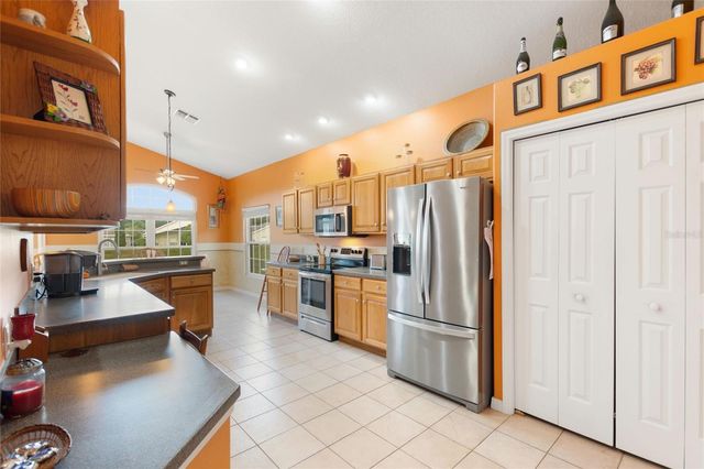 318 HIGH VISTA DR, Davenport, FL 33837