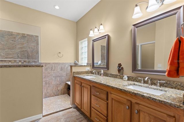 318 HIGH VISTA DR, Davenport, FL 33837