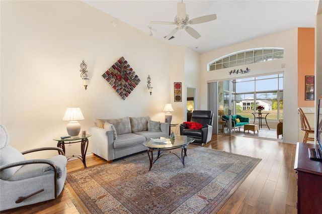 318 HIGH VISTA DR, Davenport, FL 33837