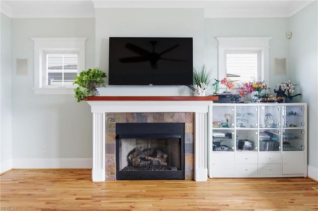 4206 Pretty Lake AVE B, Norfolk, VA 23518