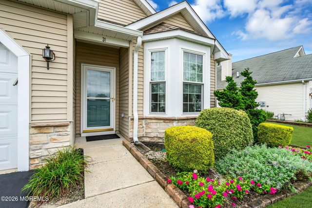 31 Country Walk Boulevard, Whiting, NJ 08759