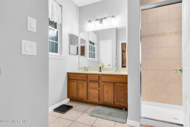 31 Country Walk Boulevard, Whiting, NJ 08759