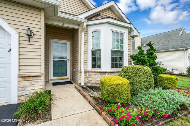 31 Country Walk Boulevard, Whiting, NJ 08759