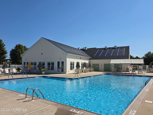 31 Country Walk Boulevard, Whiting, NJ 08759