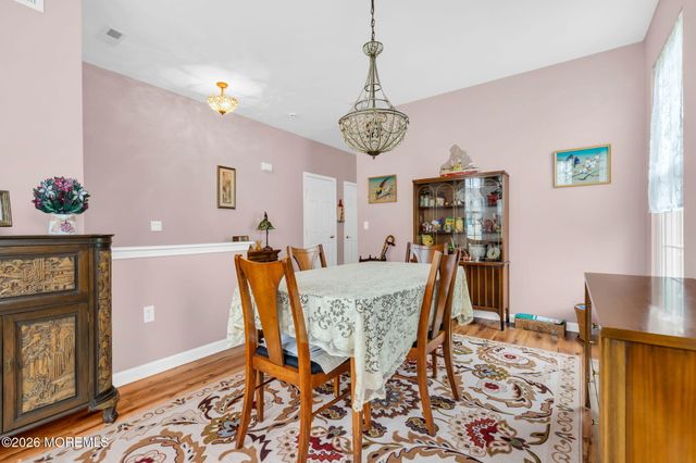 31 Country Walk Boulevard, Whiting, NJ 08759