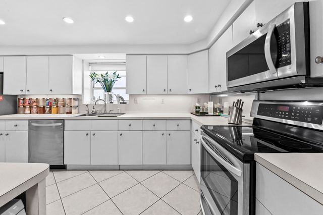 3430 Galt Ocean Drive 911, Fort Lauderdale, FL 33308