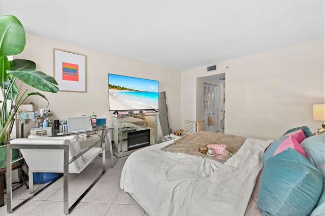 3430 Galt Ocean Drive 911, Fort Lauderdale, FL 33308