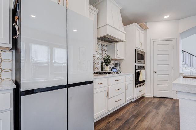 3504 Sweet Grass Drive, Aubrey, TX 76227