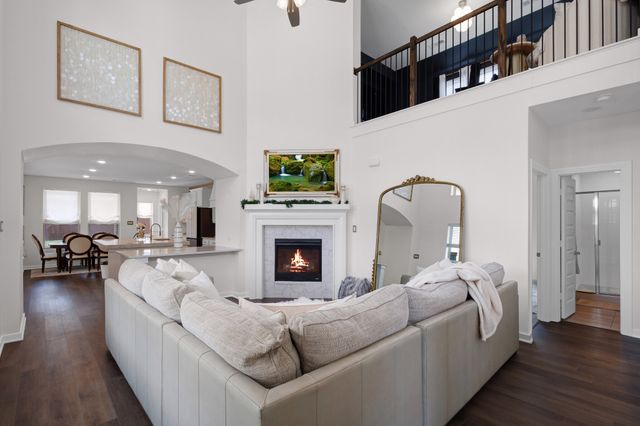 3504 Sweet Grass Drive, Aubrey, TX 76227