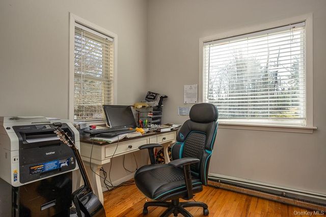 85 York Road S, Bloomingburg, NY 12721