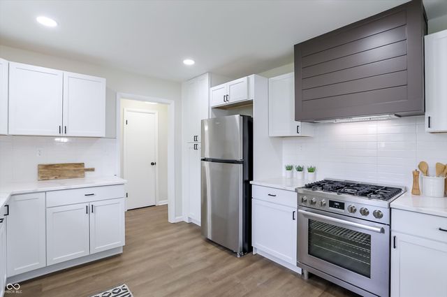 4749 Kessler View Drive, Indianapolis, IN 46220