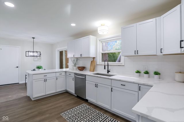 4749 Kessler View Drive, Indianapolis, IN 46220