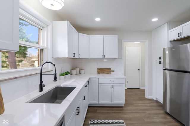 4749 Kessler View Drive, Indianapolis, IN 46220