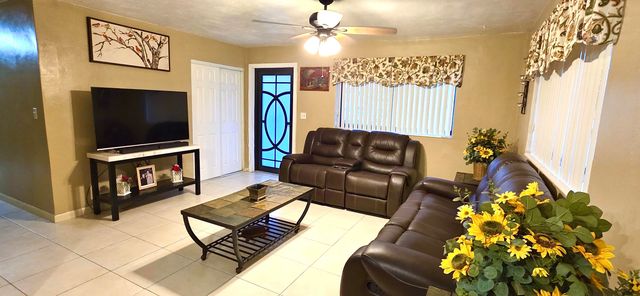 1481 SW 7th Terrace, Deerfield Beach, FL 33441