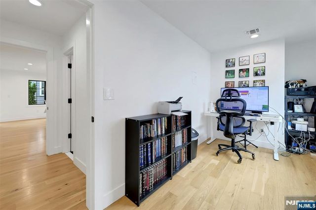 58 Spring Avenue, Bergenfield, NJ 07621