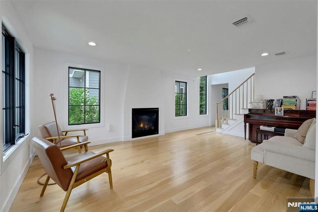 58 Spring Avenue, Bergenfield, NJ 07621