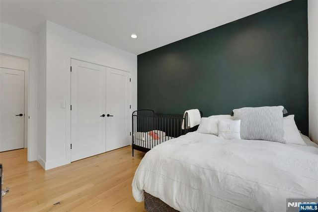 58 Spring Avenue, Bergenfield, NJ 07621