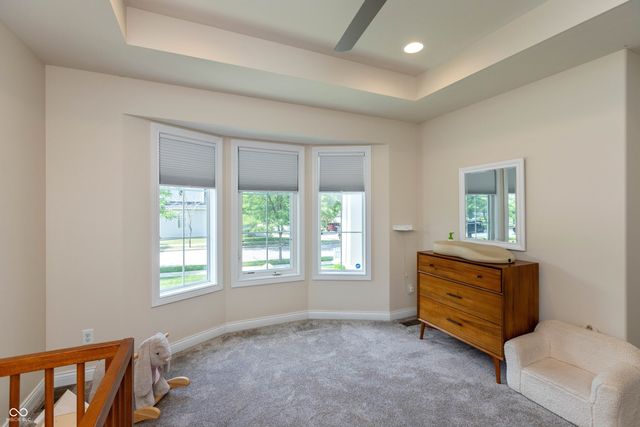 5560 Treeline Drive, Columbus, IN 47201