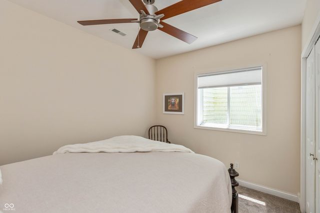 5560 Treeline Drive, Columbus, IN 47201