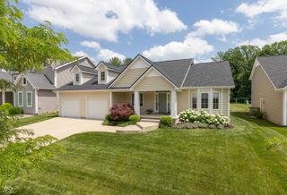 5560 Treeline Drive, Columbus, IN 47201