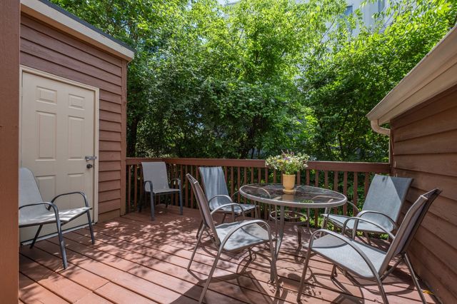 3110 W End Cir Apt 2, Nashville, TN 37203