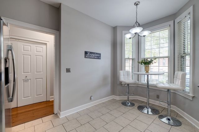 3110 W End Cir Apt 2, Nashville, TN 37203