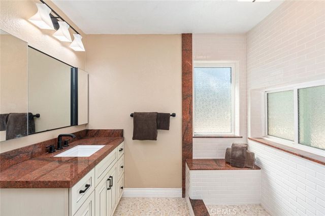 24000 Crab Hollow, Wildomar, CA 92595