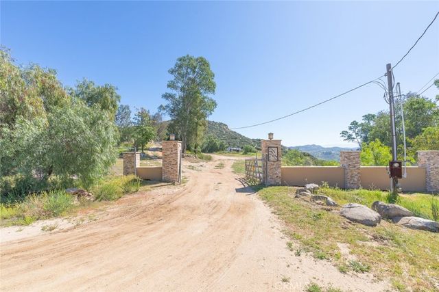 24000 Crab Hollow, Wildomar, CA 92595