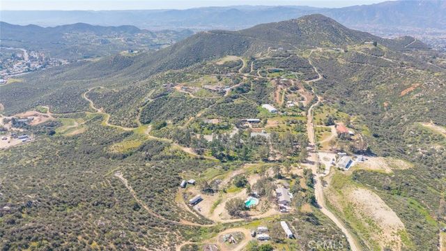 24000 Crab Hollow, Wildomar, CA 92595
