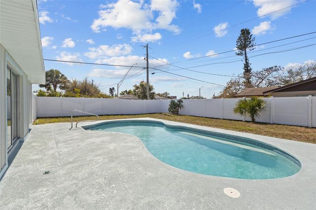 4124 60TH STREET COURT W, Bradenton, FL 34209