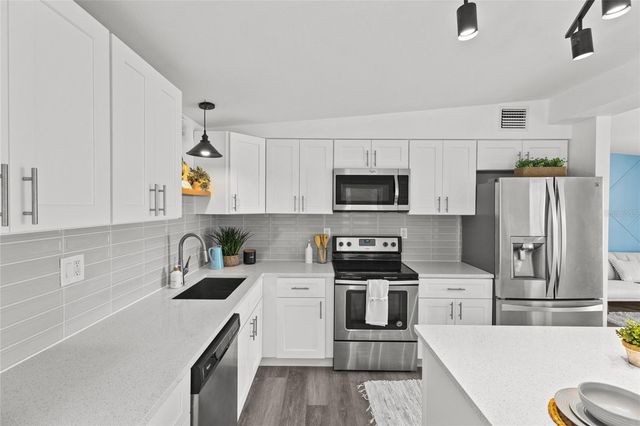 4124 60TH STREET COURT W, Bradenton, FL 34209