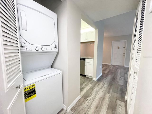 1182 PINE RIDGE CIRCLE W C-2, Tarpon Springs, FL 34688