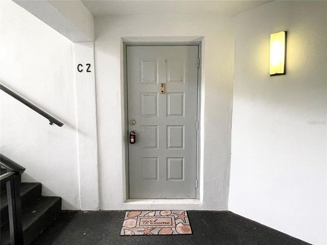 1182 PINE RIDGE CIRCLE W C-2, Tarpon Springs, FL 34688