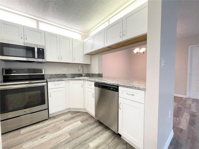 1182 PINE RIDGE CIRCLE W C-2, Tarpon Springs, FL 34688