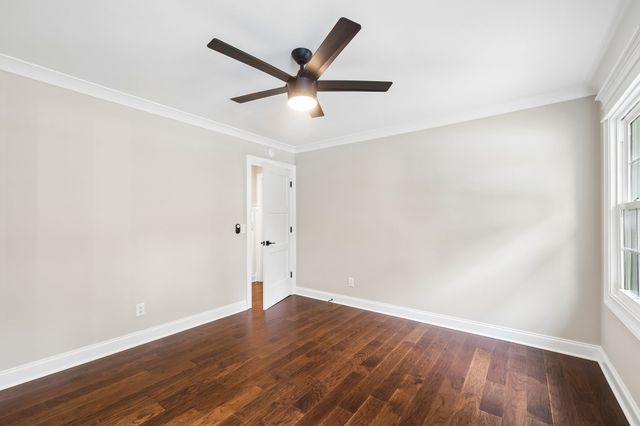 2965 N Thompson Ln, Murfreesboro, TN 37129