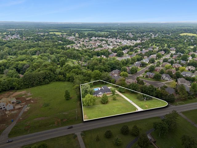 2965 N Thompson Ln, Murfreesboro, TN 37129