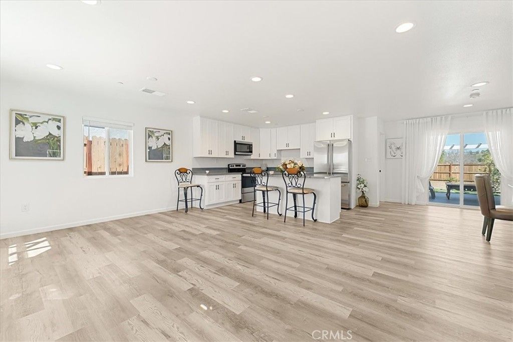 Image 4 of property listing at 16700 Joy Street, Lake Elsinore, CA 92530