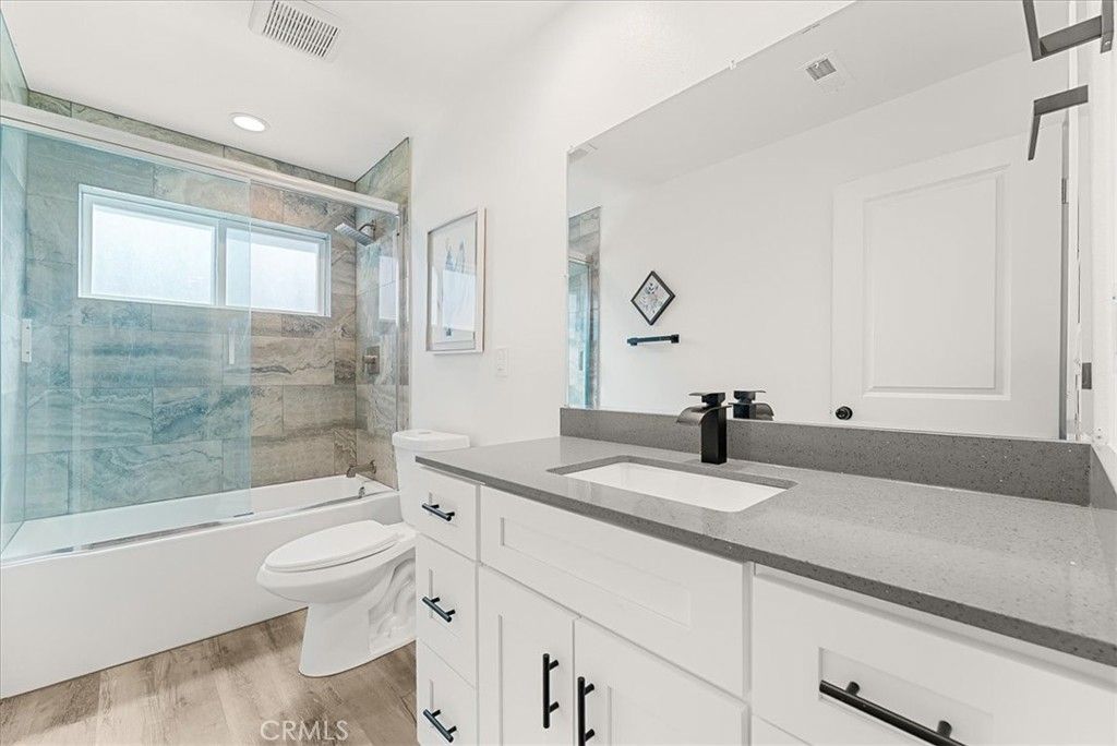 Image 7 of property listing at 16700 Joy Street, Lake Elsinore, CA 92530