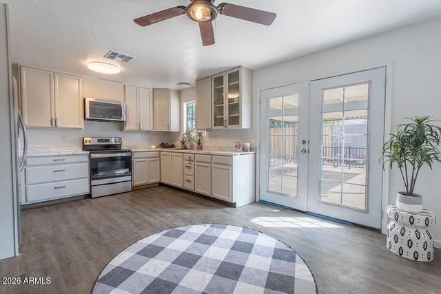 161 W 15TH Avenue, Apache Junction, AZ 85120