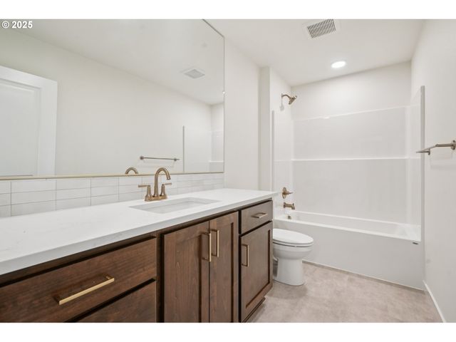 2119 Nw 17TH Pl, Battle Ground, WA 98604