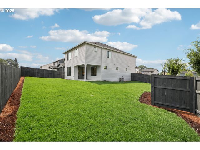 2119 Nw 17TH Pl, Battle Ground, WA 98604