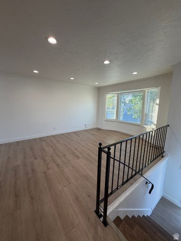 5557 W JOSHUA CIR, West Jordan, UT 84081