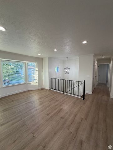 5557 W JOSHUA CIR, West Jordan, UT 84081