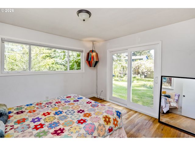 13334 Se CLAY St, Portland, OR 97233