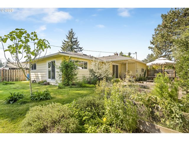 13334 Se CLAY St, Portland, OR 97233